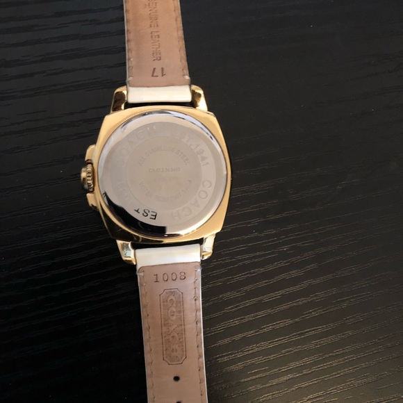 Coach Leather Watch - Picture 5 of 8